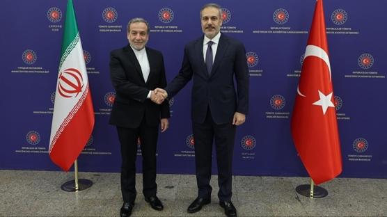 D��i�leri Bakan� Fidan, �ranl� mevkida�� Erak�i ile g�r��t�