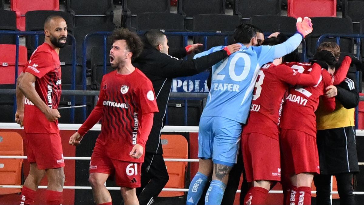 Gaziantep FK, 10 ki�iyle Kocaelispor'u ma�lup etti