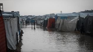 Gazze'de insani kriz derinle�iyor: Soyk�r�mla beraber so�uk da can al�yor