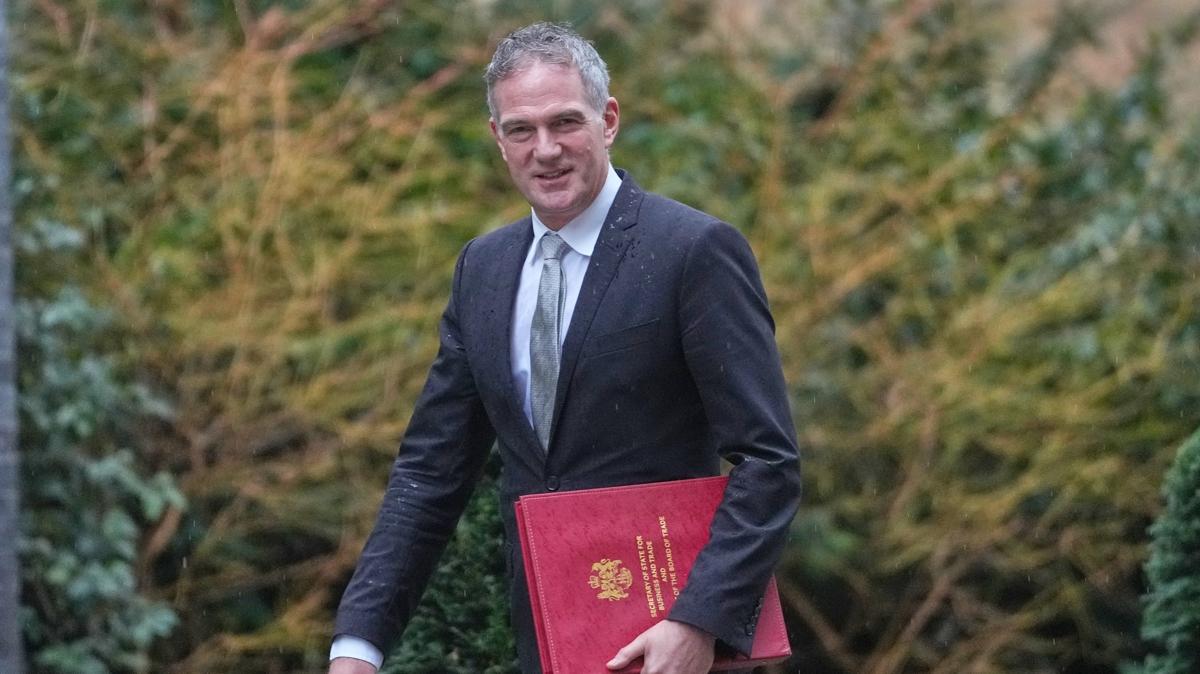 �ngiliz bakan�n '�srail'e silah sat���n� yeniden ba�latabiliriz' a��klamas�na tepki