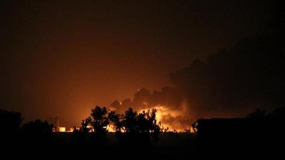 2 petrol tankeri hedef al�nd�