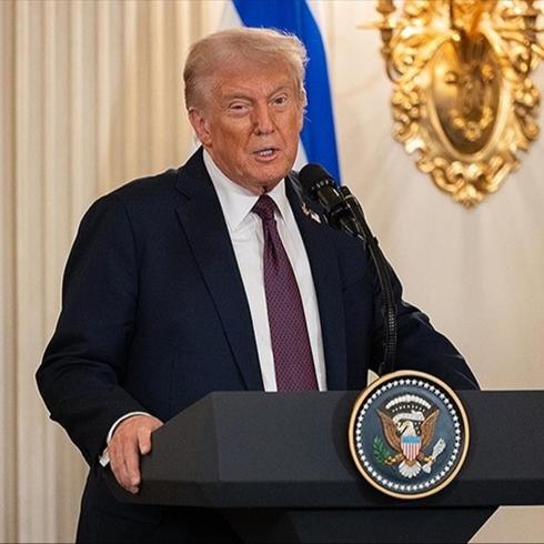 Trump'�n masas�nda iki se�enek daha