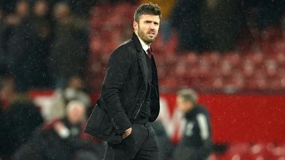 Manchester United yeni teknik direkt�r�n� a��klamaya haz�rlan�yor