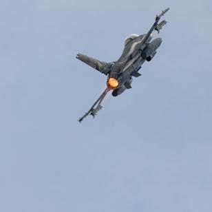 ABD 56 adet F-16'y� haz�rl�yor