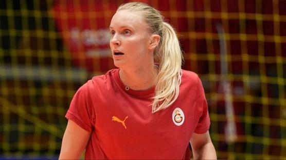 Alexandra Frantti, Darta Bevo ma��n�n kadrosunda yer almayacak