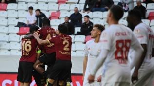 Gen�lerbirli�i 3 puan� son dakikalarda ald�