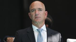 Jeff Bezos'tan gen� giri�imcilere �nemli i� deneyimi uyar�s�