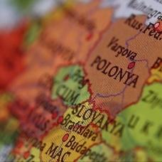 Polonya'dan vatanda�lar�na �a�r�: �ran'� derhal terk edin