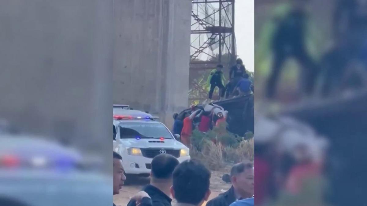 Tayland'da vin� trenin �zerine d��t�: 22 �l�