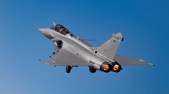 114 adet Rafale i�in imzalar at�l�yor