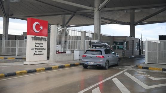 5 y�lda 141,3 milyon yolcu kara s�n�r kap�lar�n� kulland�