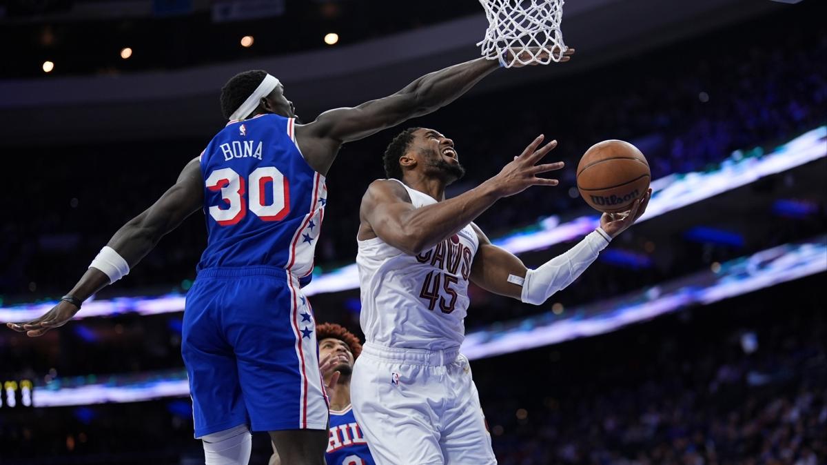 Adem Bona'n�n �abas� yetmedi! Philadelphia 76ers sahas�nda yenildi