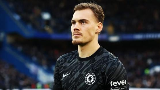 Be�ikta�'a Filip Jorgensen transferinde rakip ��kt�