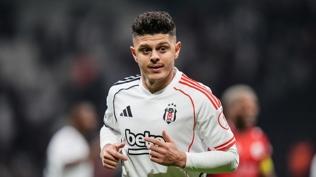 Dalya dedi: Be�ikta�'tan Milot Rashica'ya plaket