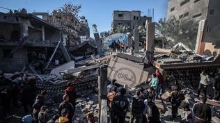 Gazze'de sivil katliam� s�r�yor: Soyk�r�mc� �srail ate�kesi yine ihlal etti