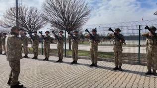 Kara Kuvvetleri Komutan� Tokel, Suriye s�n�r�nda