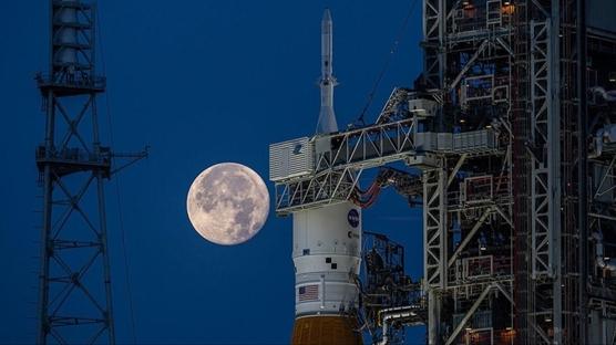 NASA Ay'a n�kleer reakt�r yerle�tirme plan�n� 2030'a kadar tamamlamay� hedefliyor