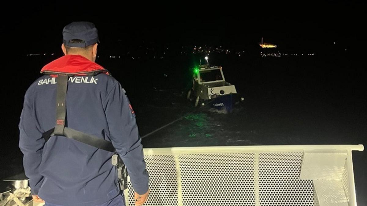 �anakkale'de tekne ak�nt�ya kap�ld�: Sahil g�venlik seferber oldu