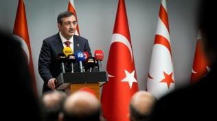 Y�lmaz: Rum taraf�n�n adadaki askeri varl���m�za ili�kin s�ylemlerini yok h�km�nde say�yoruz