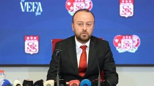 Sivasspor Ba�kan� Burak �z�oban m�jdeyi verdi! 'Transfer yasa�� kalkacak'