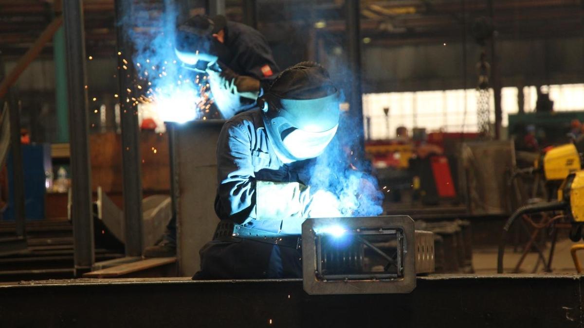 �cretli �al��an say�s� 15 milyon 891 bin 801 ki�iye y�kseldi