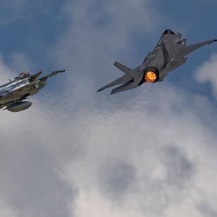 20 adet F-35 hava �slerinde