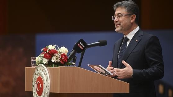 Bakan Yumakl�'dan gurbet�i giri�imcilere 'markala�ma' �a�r�s�