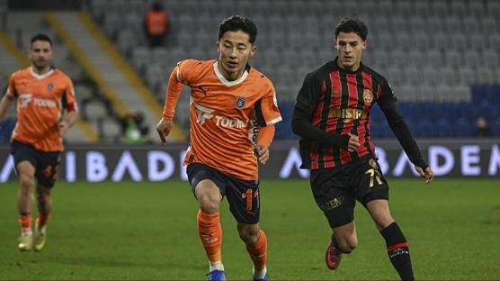 Ba�ak�ehir, Karag�mr�k'� son dakikada y�kt�