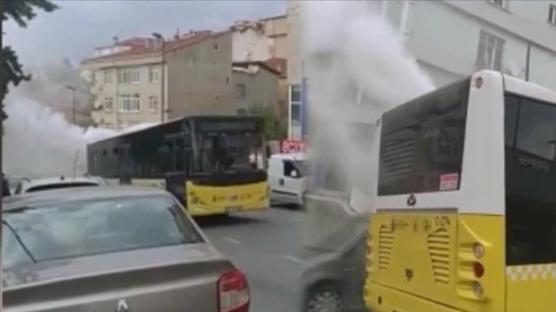 Yolcular sokak ortas�nda kald�