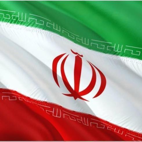 �ran'da k�s�tlamalar kademeli olarak kald�r�lacak