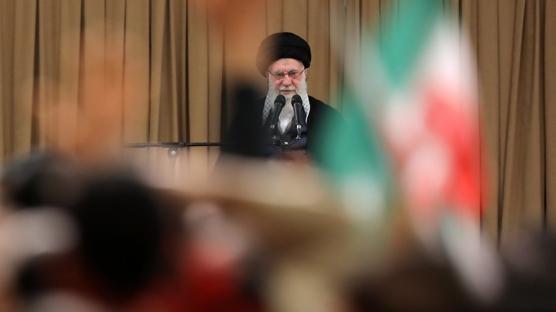 �ran'dan ABD'ye tepki: Trump fitnecileri te�vik edip destekledi