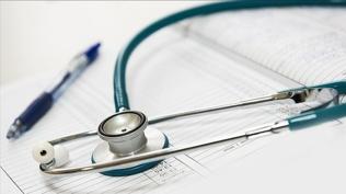 Sa�l�kta yeni d�zenleme: Vatanda��n y�k� azal�yor