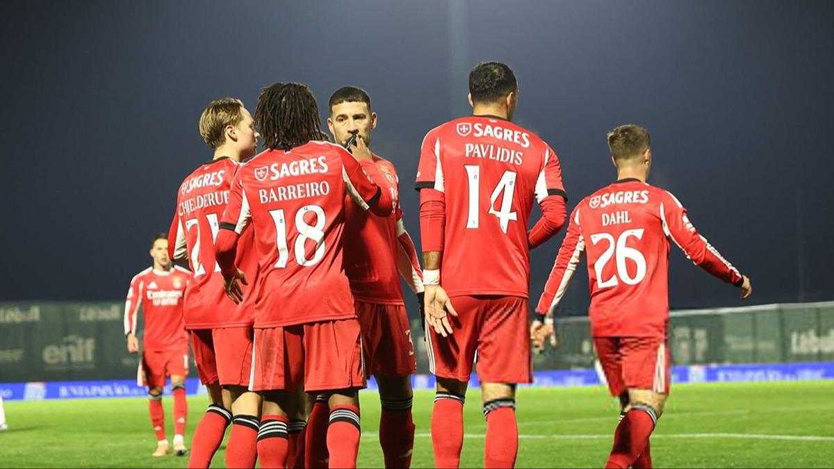 Benfica, Rio Ave deplasman�nda kazand�