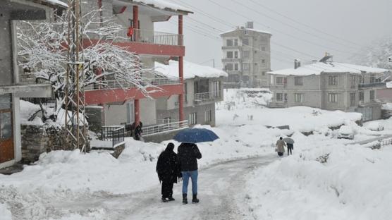 Do�u Anadolu ve Bat� Karadeniz i�in kuvvetli kar uyar�s�