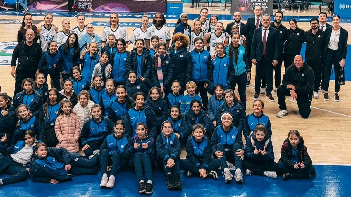 Emlak Konut ligdeki 11. galibiyetini ald�