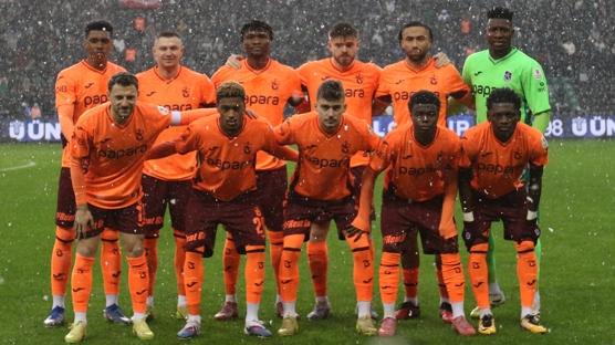 Fatih Tekke'den ilk 11'de 4 de�i�iklik