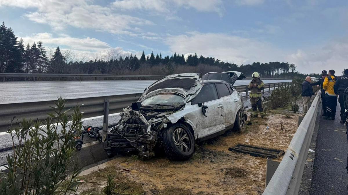 Kuzey Marmara Otoyolu'nda feci kaza: 7 yaral�