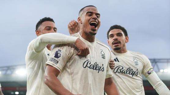 Manchester United, Harry Maguire'�n alternatifini belirledi