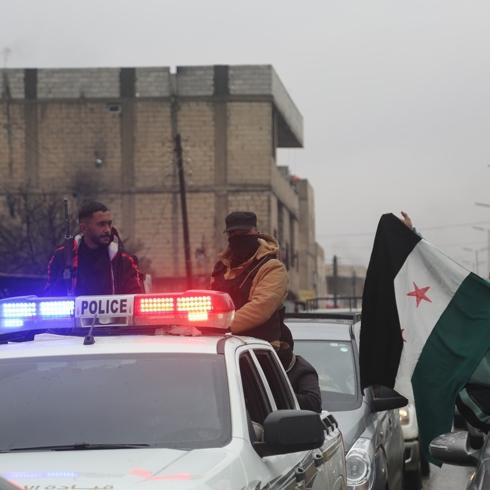 YPG'den kurtulan Tabka halk�nda b�y�k sevin�