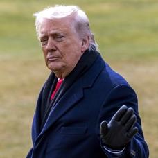 Trump: �ran'da yeni bir liderlik araman�n zaman� geldi