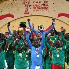 Afrika Futbol Konfederasyonu'ndan Senegal'e k�nama