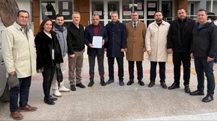 '�zmirli firmalar dururken ihale Ankara'ya gitti'