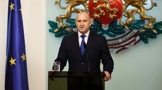 Bulgaristan Cumhurba�kan� Radev'den istifa karar�