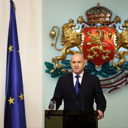 Bulgaristan Cumhurba�kan� Radev'den istifa karar�