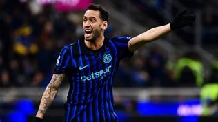 Inter'e Hakan �alhano�lu'ndan k�t� haber