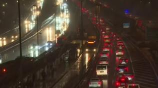 �stanbul'a kar geri geldi