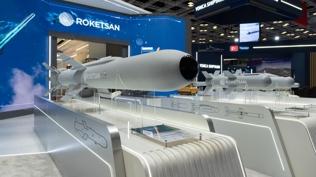 T�rk savunmas�n�n alt�n �a��! ROKETSAN k�rfeze a��ld�