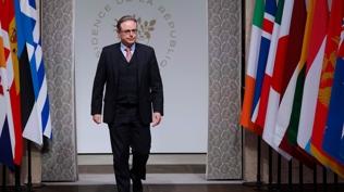 Bel�ika'da Trump'a sert tepki: Taviz verdik�e i�tah� kabar�yor