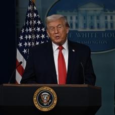 Beyaz Saray'dan s�rpriz Venezuela a��klamas�: Trump �anla��yoruz� dedi
