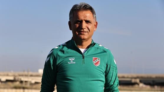 Burhanettin Basatem�r: Bir�ok oyuncuyu maddi �artlar y�z�nden alamad�k